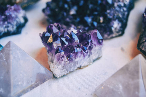 Love Crystals: Top 20 Best Crystals For Love And Happiness