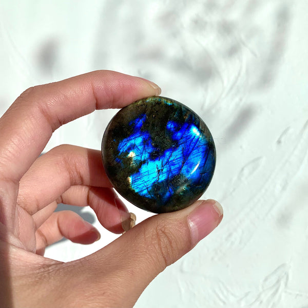 Labradorite Plam Stone