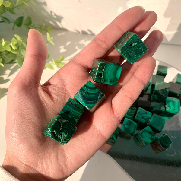 Malachite Cube (imperfect)