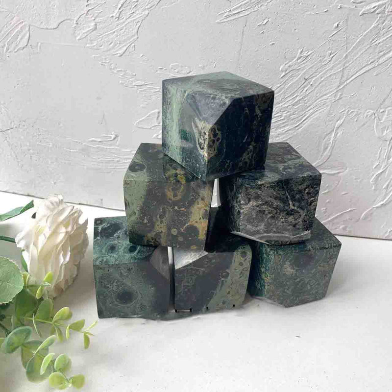 Kambaba Jasper Cube